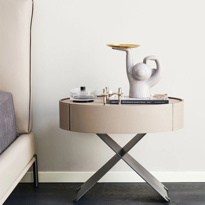 Individualni talijanski minimalistički mali stolić od седельной kože za spavaće sobe, kreativni dizajn ovalni lampa za pohranu, luksuzni visoko kvalitetni mali stolić