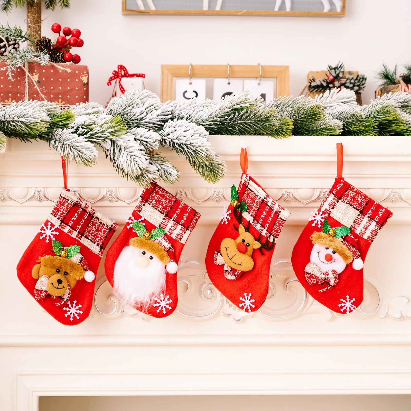 Novi Božićni ukras, Pahuljica s колокольчиком, Čarape s likovima iz crtića, Djed Mraz, Los, Snješko, Božićni čarape, poklon paket za djecu zurke